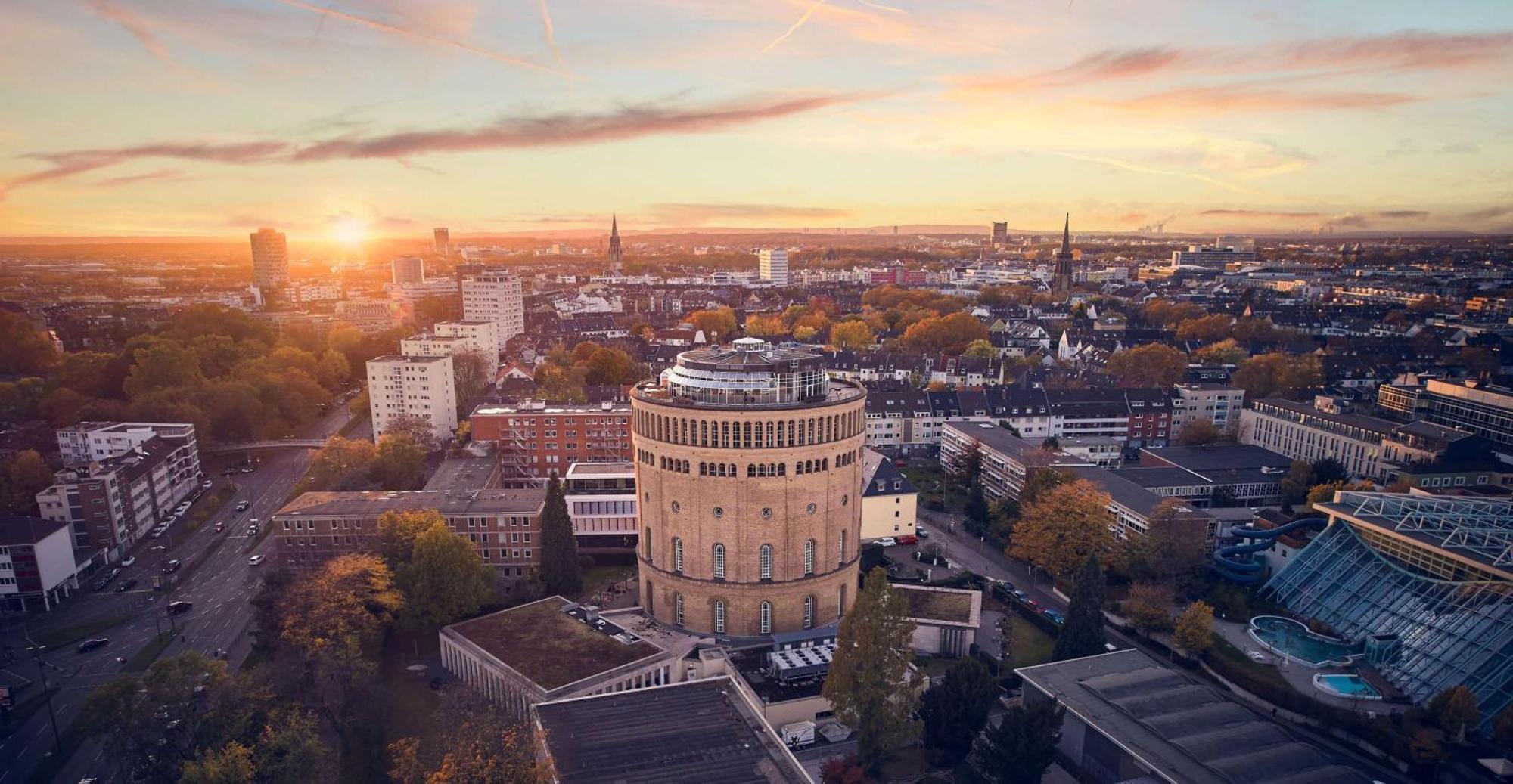 Wasserturm Hotel Cologne, Curio Collection By Hilton المظهر الخارجي الصورة